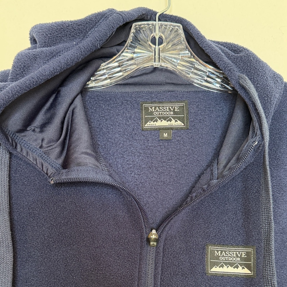 Massive Outdoor Fleece Hoodie Size M Vibrant Multicolor Pullover - Picture 3 of 14